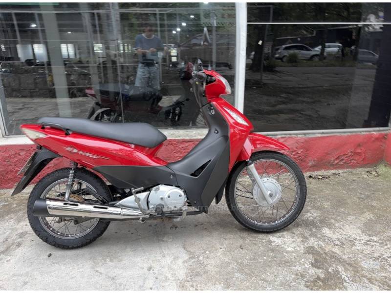 HONDA - BIZ 125 - 2010/2010 - Vermelha - R$ 9.500,00