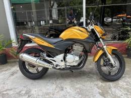 HONDA - CB 300R - 2009/2010 - Amarela - R$ 13.300,00
