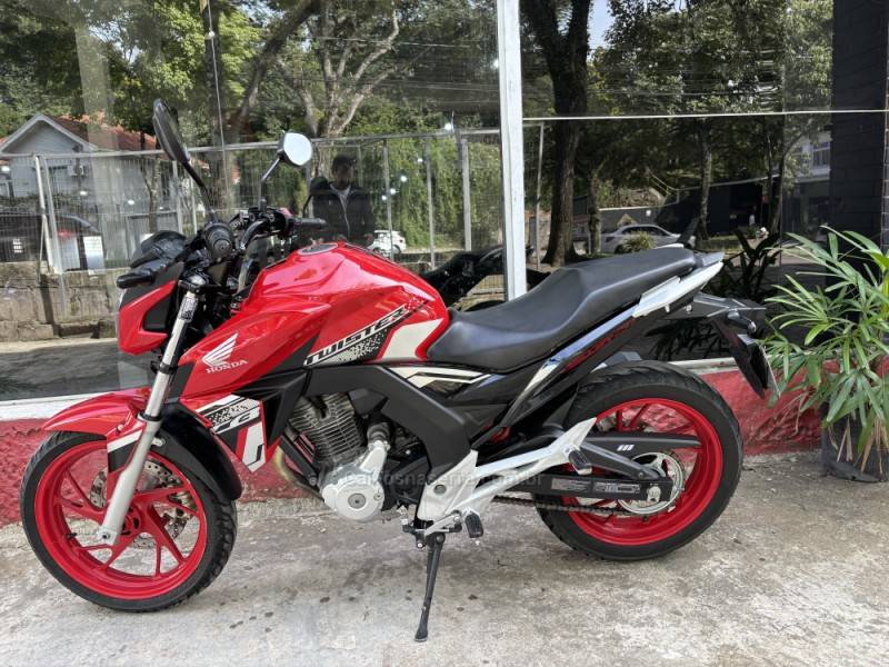 HONDA - CB 250F TWISTER - 2021/2021 - Vermelha - R$ 21.300,00