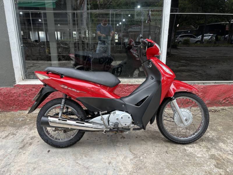 HONDA - BIZ 125 - 2010/2010 - Vermelha - R$ 9.500,00