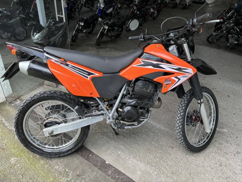 HONDA - XR 250 TORNADO - 2006/2007 - Laranja - R$ 15.900,00