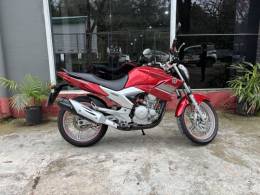 YAMAHA - FAZER - 2013/2014 - Vermelha - R$ 14.800,00