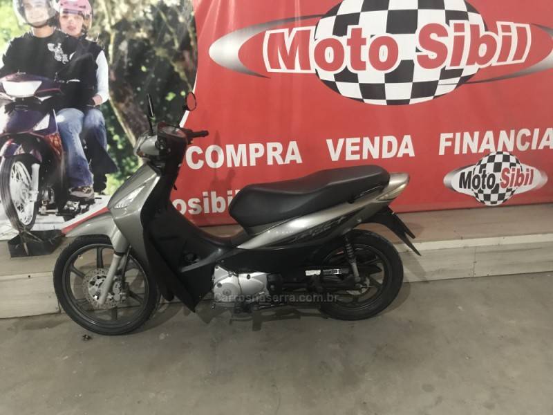 HONDA - BIZ 125 - 2007/2008 - Cinza - R$ 9.000,00