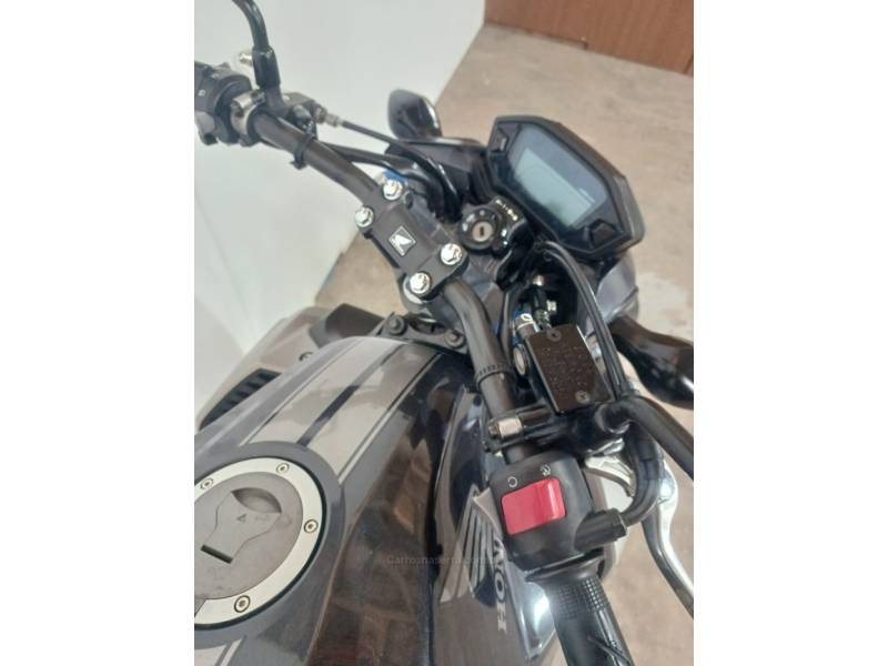 HONDA - CB 500F - 2016/2016 - Preta - R$ 28.900,00