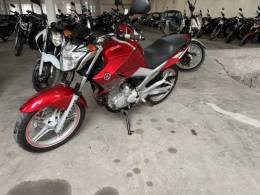 YAMAHA - FAZER - 2013/2014 - Vermelha - R$ 14.800,00