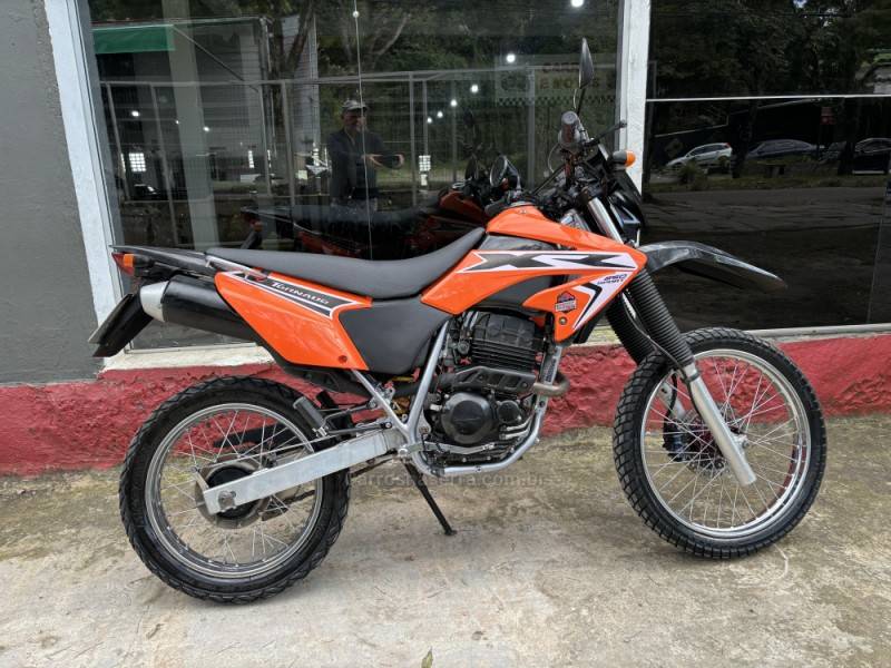 HONDA - XR 250 TORNADO - 2006/2007 - Laranja - R$ 15.900,00