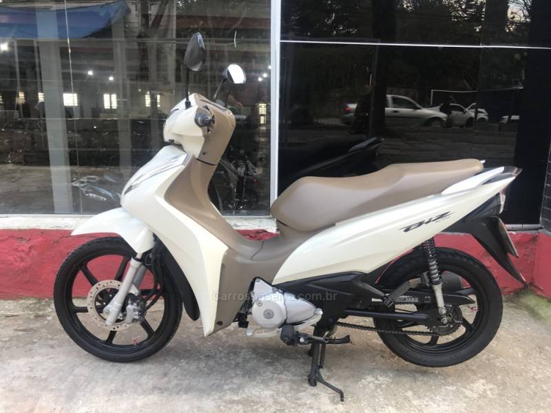 HONDA - BIZ 125 - 2018/2018 - Branca - R$ 14.700,00