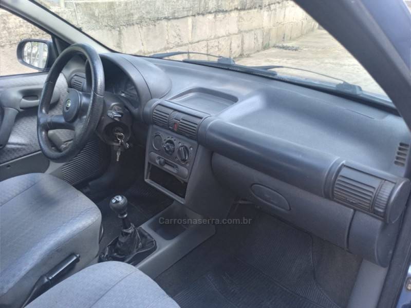 CHEVROLET - CORSA - 1995/1995 - Azul - R$ 15.990,00