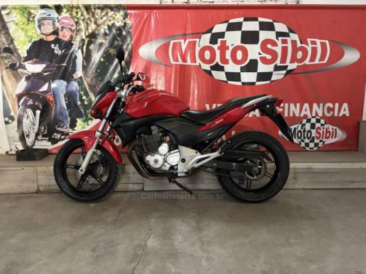 HONDA - CB 300R - 2009/2010 - Vermelha - R$ 12.300,00