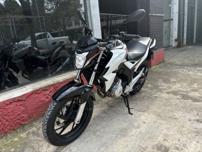 HONDA - CB 250F TWISTER - 2018/2019 - Branca - R$ 18.900,00