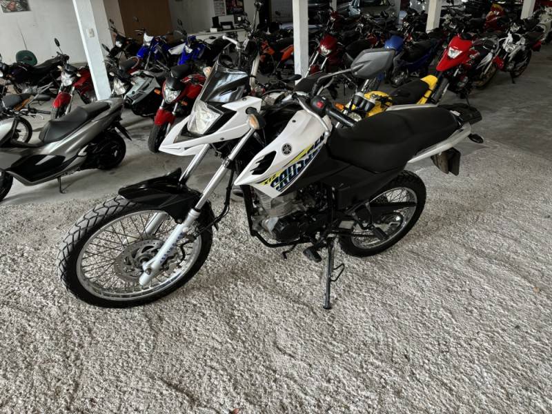 YAMAHA - XTZ 150 - 2020/2020 - Branca - R$ 16.500,00