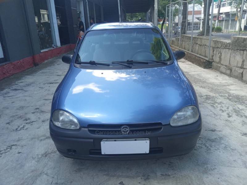CHEVROLET - CORSA - 1995/1995 - Azul - R$ 15.990,00