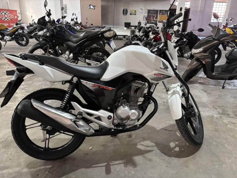 HONDA - CG 160 - 2018/2018 - Branca - R$ 15.800,00