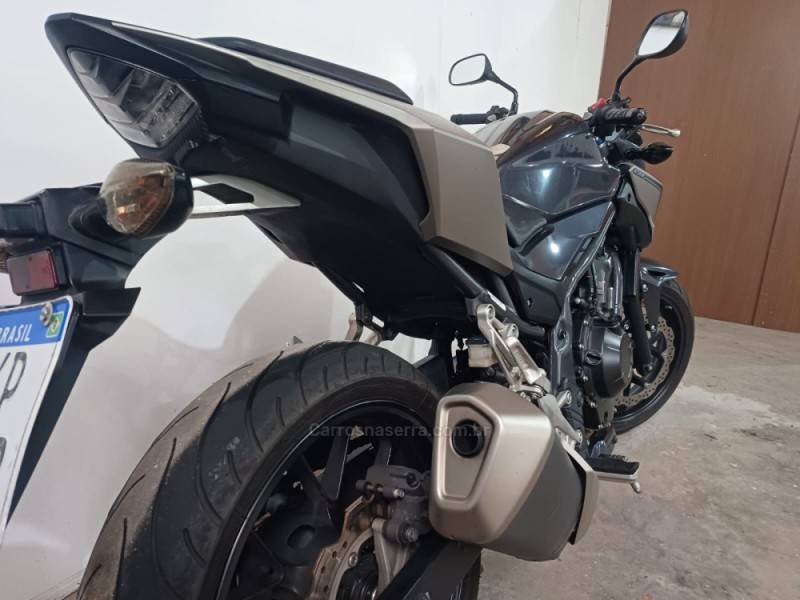 HONDA - CB 500F - 2016/2016 - Preta - R$ 28.900,00