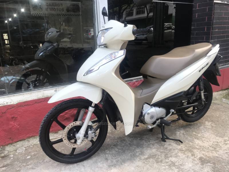 HONDA - BIZ 125 - 2018/2018 - Branca - R$ 14.700,00