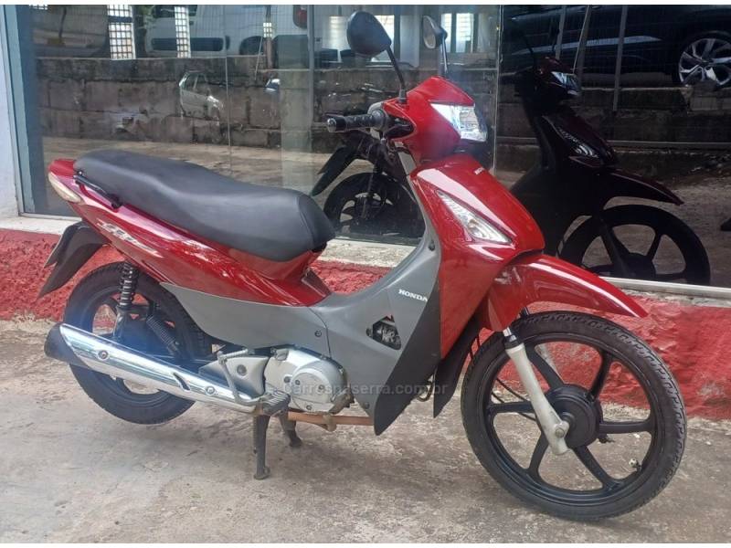 HONDA - BIZ 125 - 2008/2008 - Vermelha - R$ 8.400,00