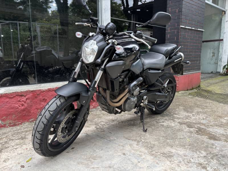 YAMAHA - MT - 2008/2008 - Preta - R$ 22.000,00