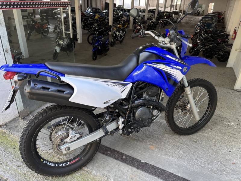 YAMAHA - XTZ 250 - 2012/2013 - Azul - R$ 16.500,00