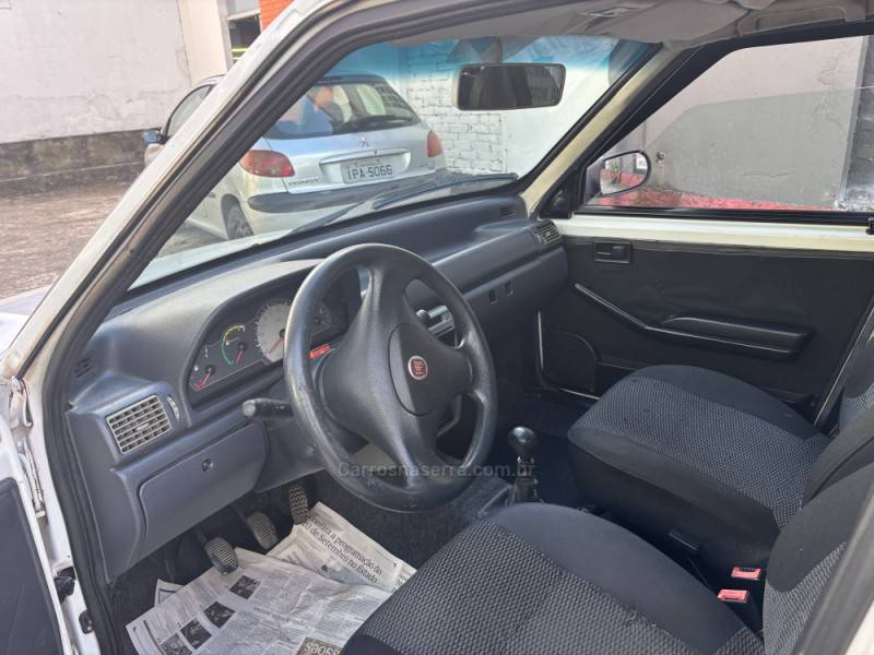 FIAT - UNO - 2009/2010 - Branca - R$ 25.900,00