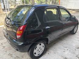 CHEVROLET - CELTA - 2002/2003 - Preta - R$ 17.800,00