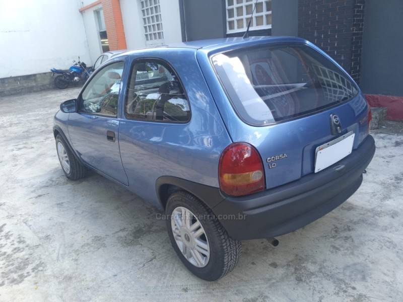 CHEVROLET - CORSA - 1995/1995 - Azul - R$ 15.990,00