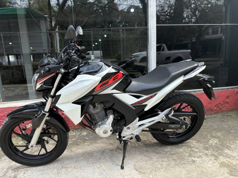 HONDA - CB 250F TWISTER - 2018/2019 - Branca - R$ 18.900,00