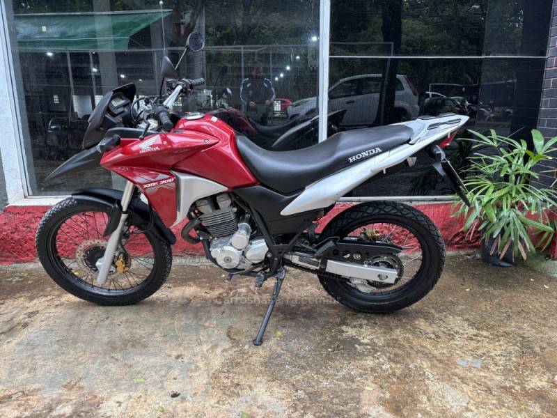 HONDA - XRE 300 - 2015/2015 - Vermelha - R$ 21.800,00