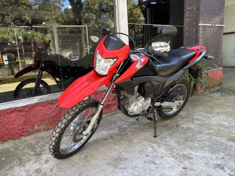 HONDA - NXR 160 - 2015/2016 - Vermelha - R$ 15.500,00